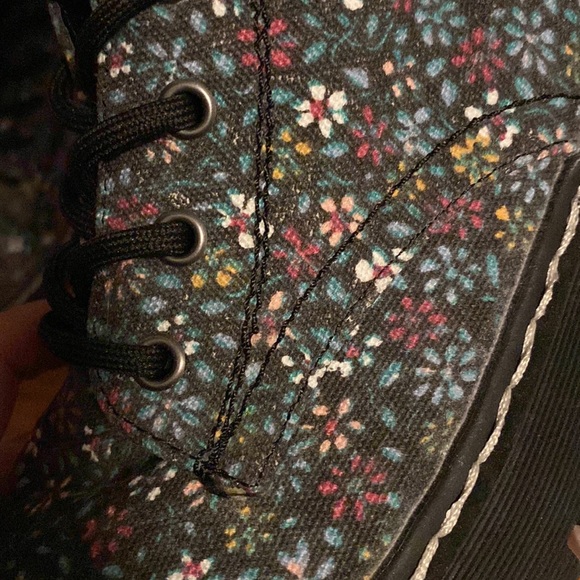 EUC floral combat boots - Picture 2 of 5